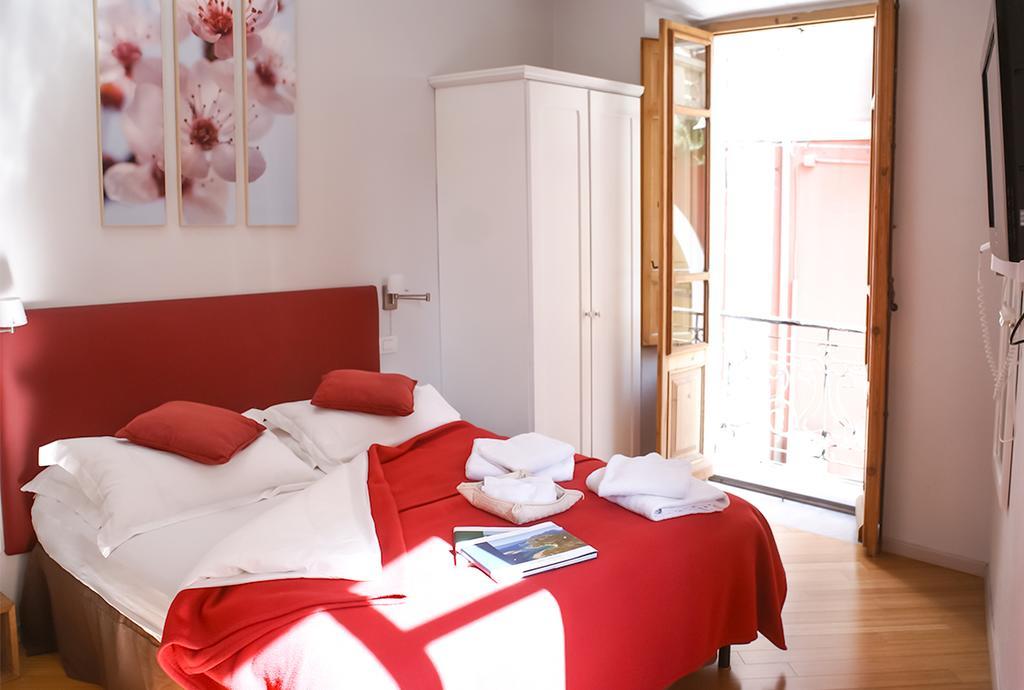 Numero 3 Hotel Cagliari Kültér fotó